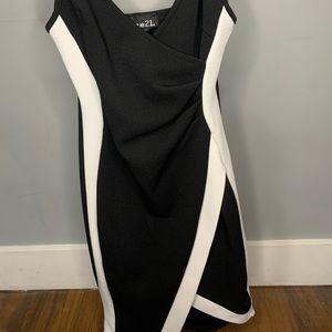 Size: S Color: Black and White
